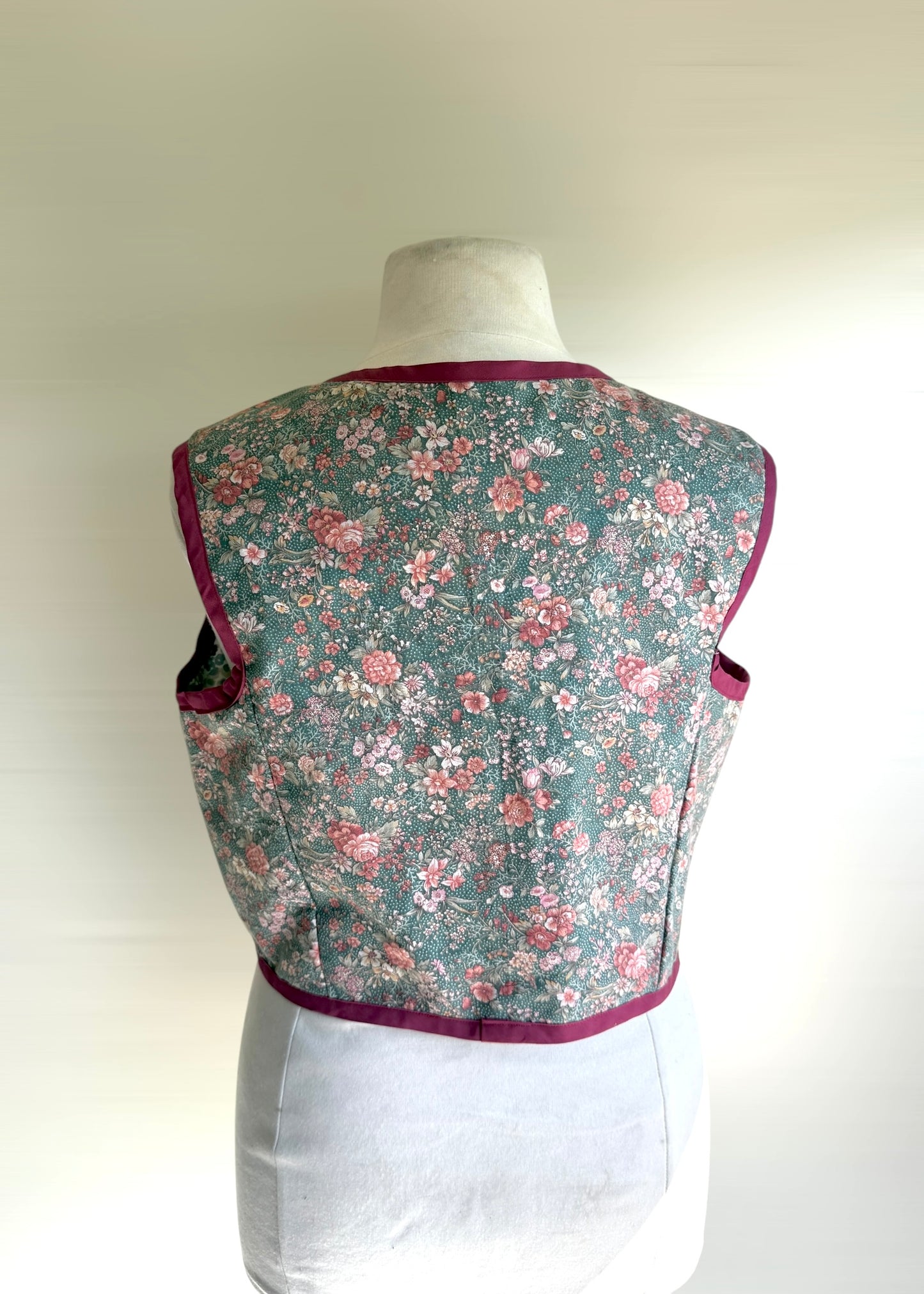 Floral Corset Vest | Cottagecore Bodice | Fairycore Fantasy Overbust Top | Renaissance Costume Cosplay | Victorian Dark Academia Bustier