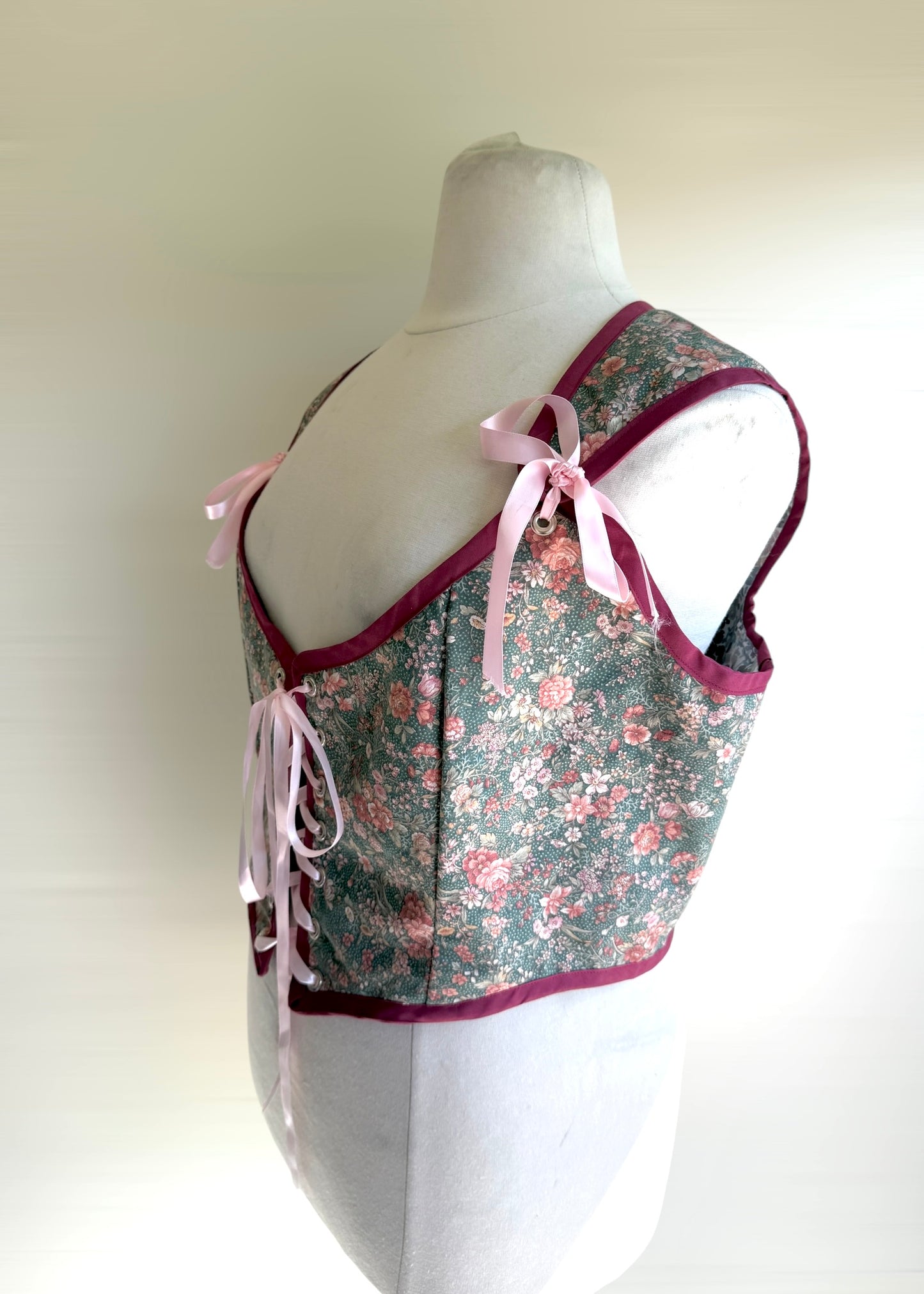 Floral Corset Vest | Cottagecore Bodice | Fairycore Fantasy Overbust Top | Renaissance Costume Cosplay | Victorian Dark Academia Bustier