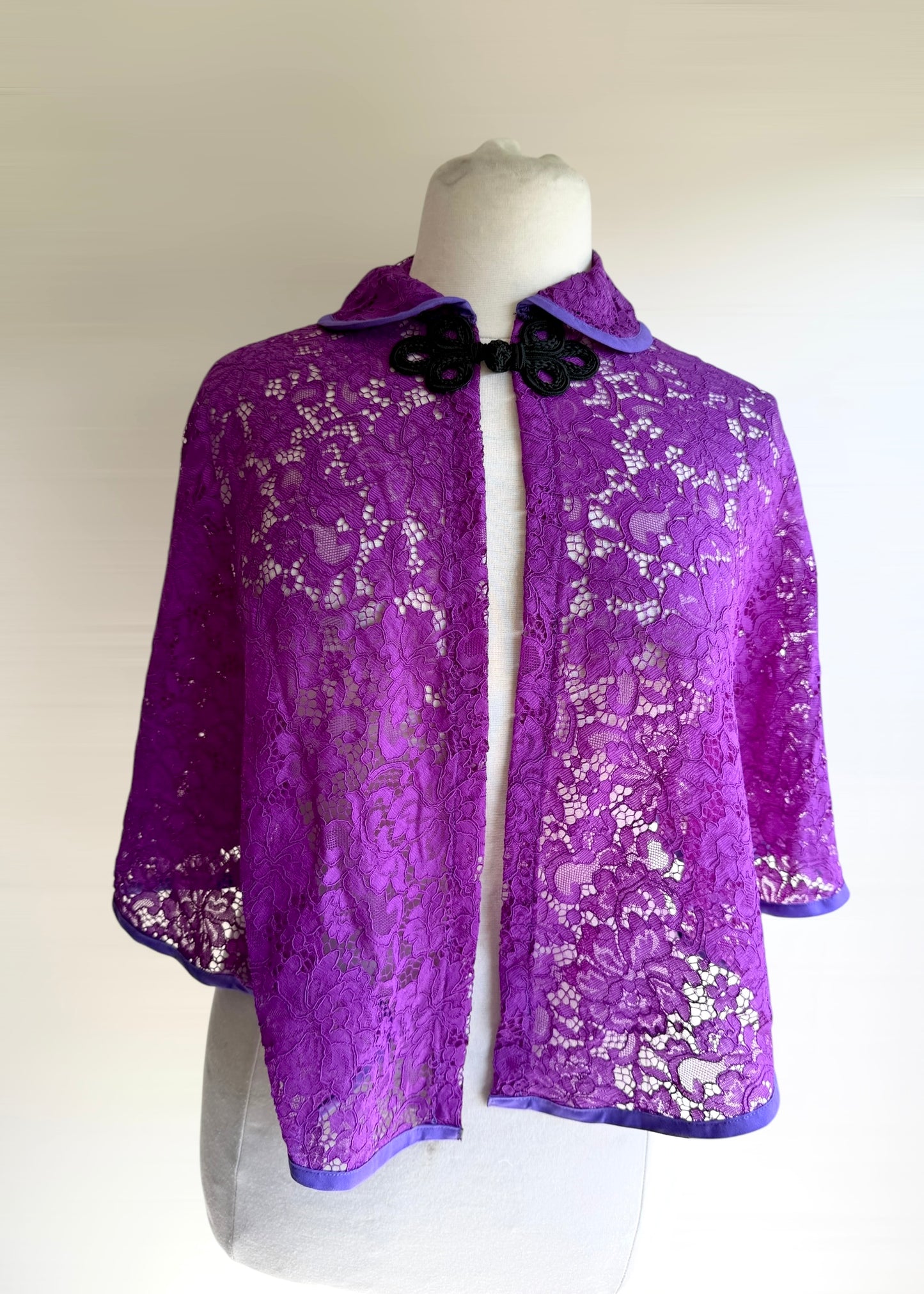 Floral Lace Capelet | Peter Pan Collar Vintage Style Cape | Wedding Shoulder Shawl Wrap | Cottagecore Goblincore Fairycore Goth Fantasy LARP