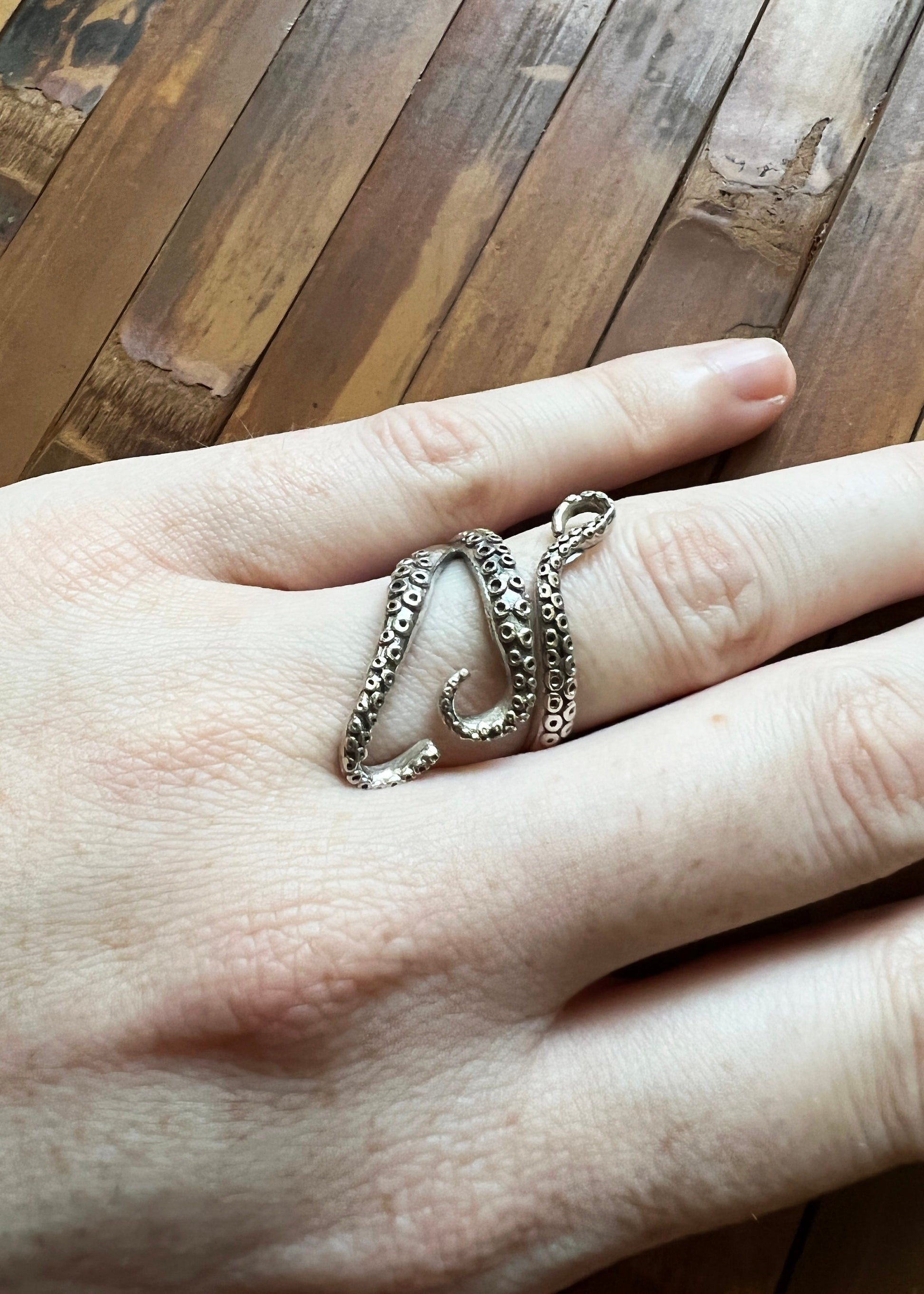 Octopus Tentacle Ring | Sterling Silver Steampunk Gothic Jewelry | Giant Squid Ocean Creature Cephalopod Kraken | Streetwear Boho Unisex