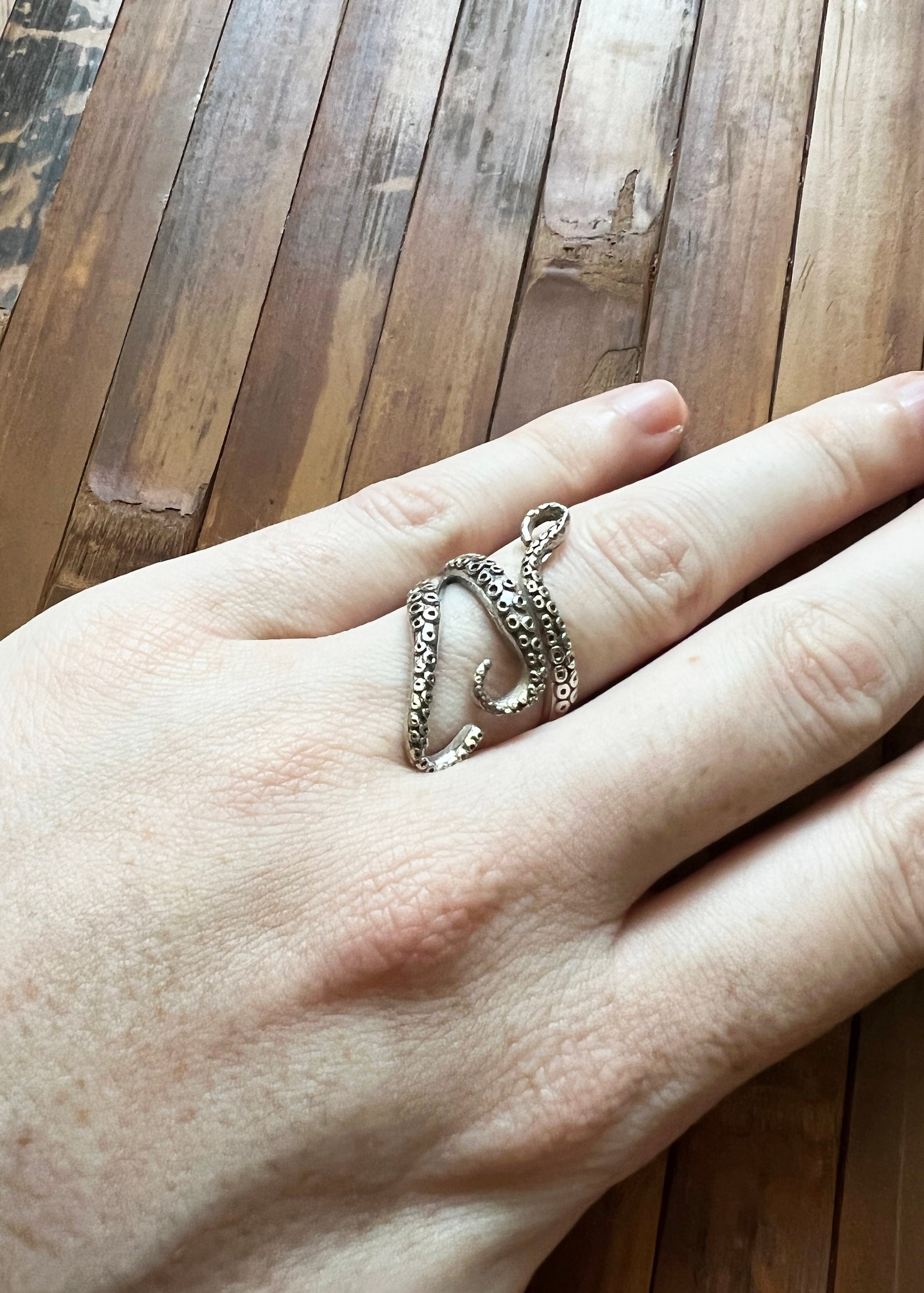 Octopus Tentacle Ring | Sterling Silver Steampunk Gothic Jewelry | Giant Squid Ocean Creature Cephalopod Kraken | Streetwear Boho Unisex